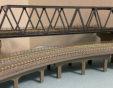 レイアウト〜高架橋部分を Tomix 製品を活用して作る